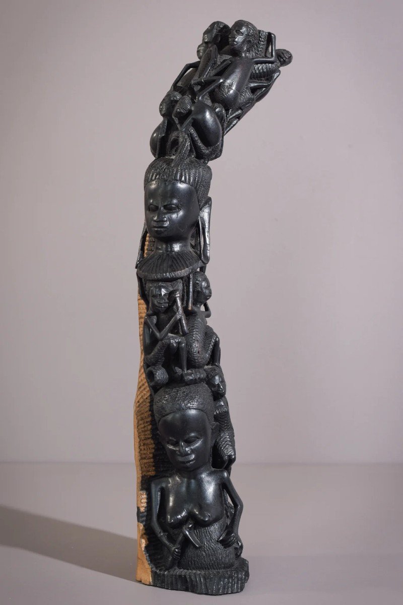 Africain - Sculpture Figurative Sur Poteau