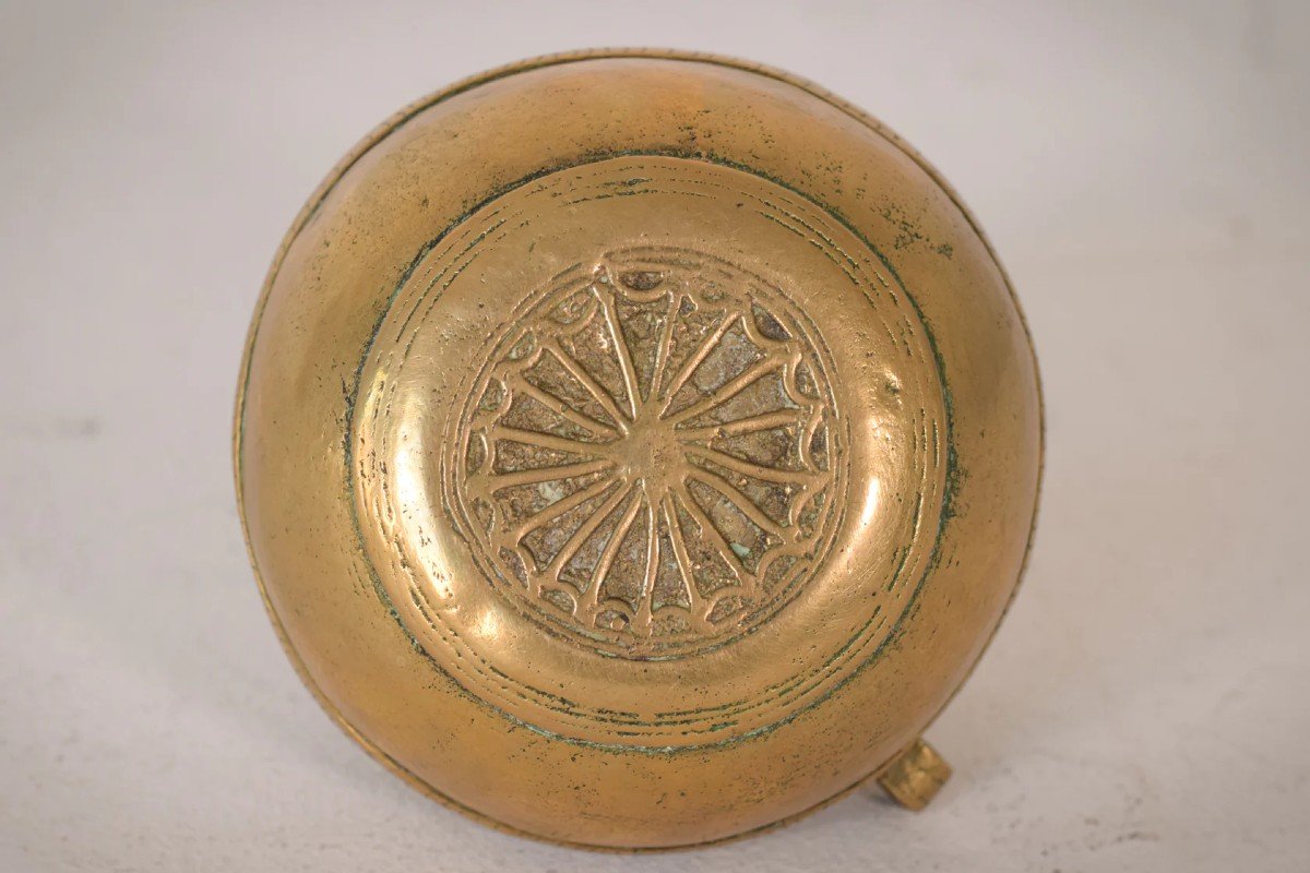 African Tribal Brass Measuring Pot-photo-2