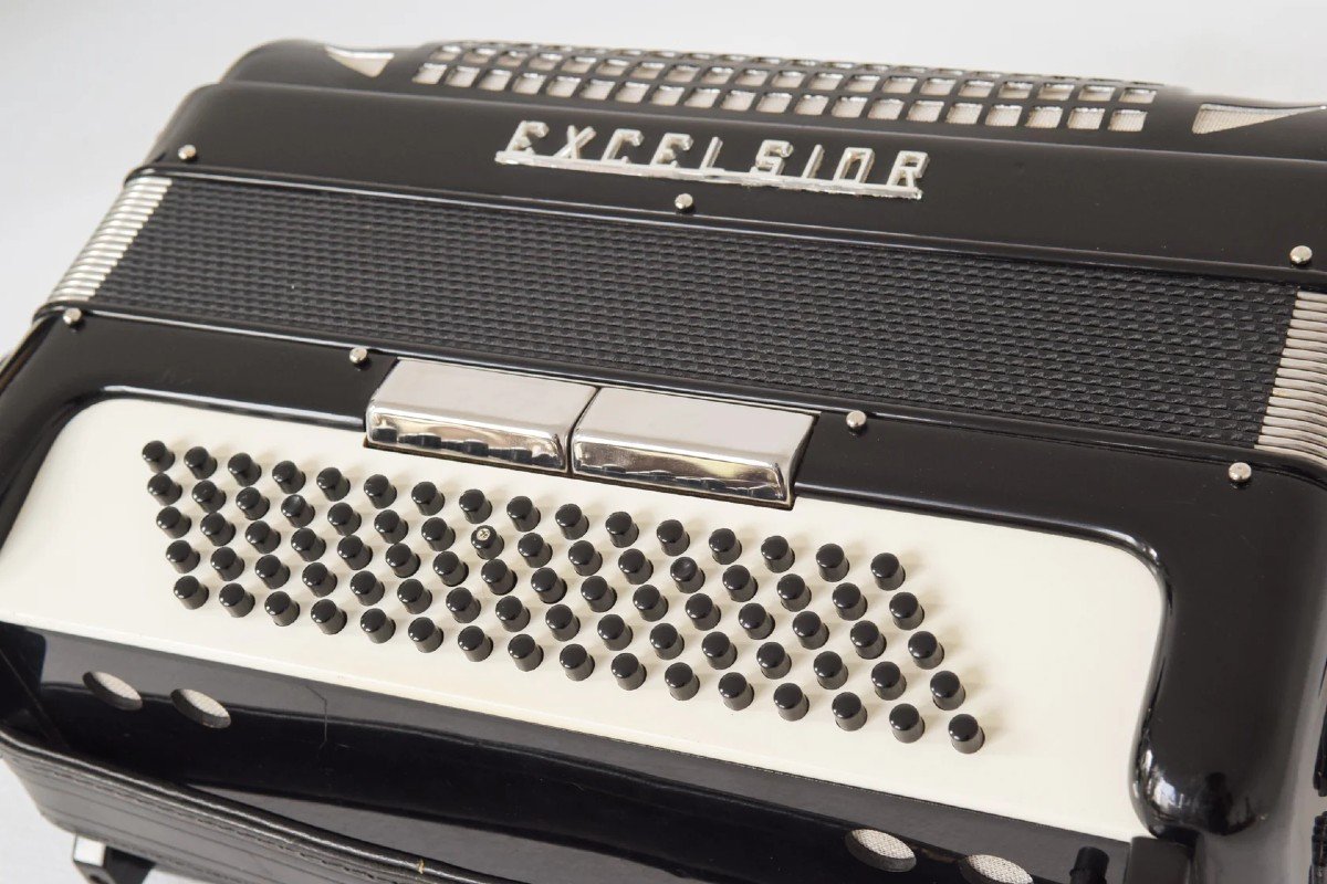 Excelsior Accordion - Mod. 304-photo-3