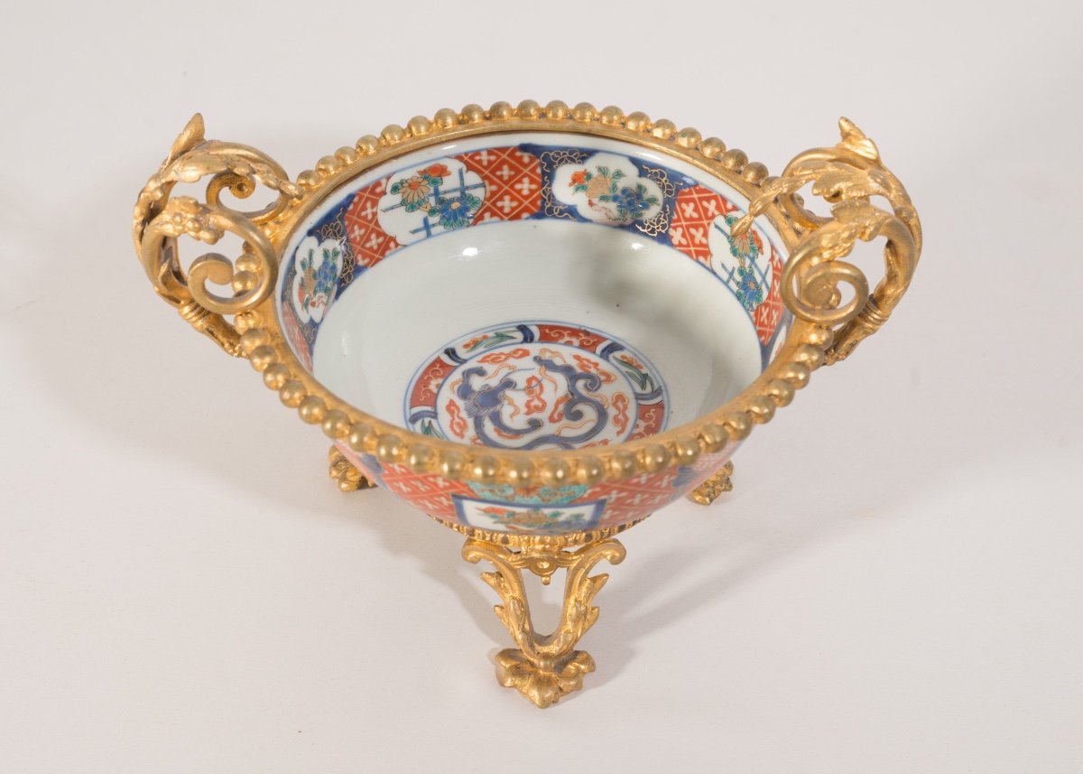 19th Century Chinese Or Japanese Imari Porcelain Bowl With Gold Mounts-photo-2