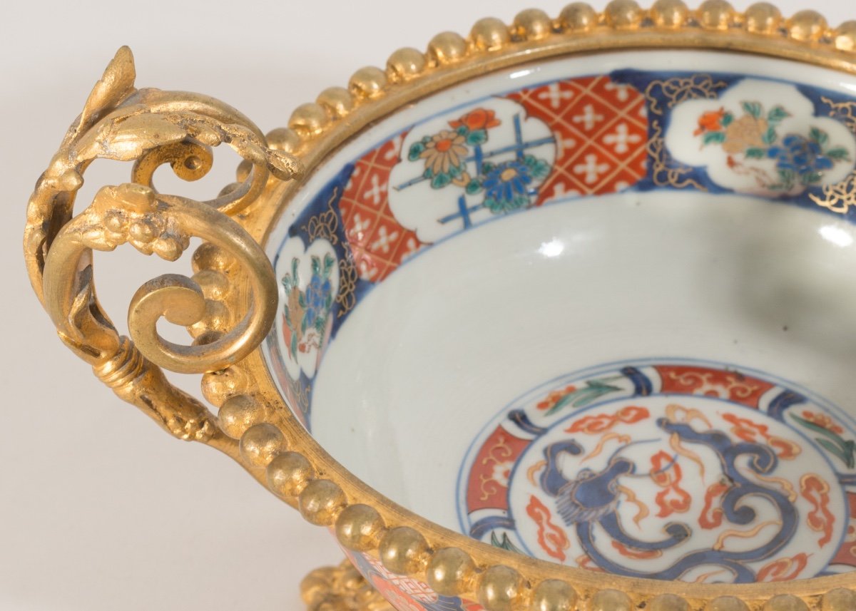 19th Century Chinese Or Japanese Imari Porcelain Bowl With Gold Mounts-photo-3