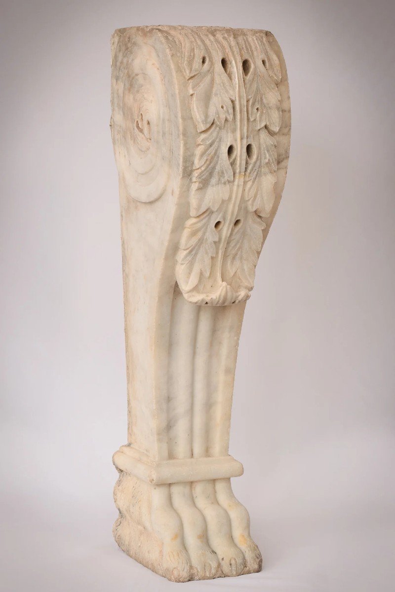 Antique - Marble Corbel