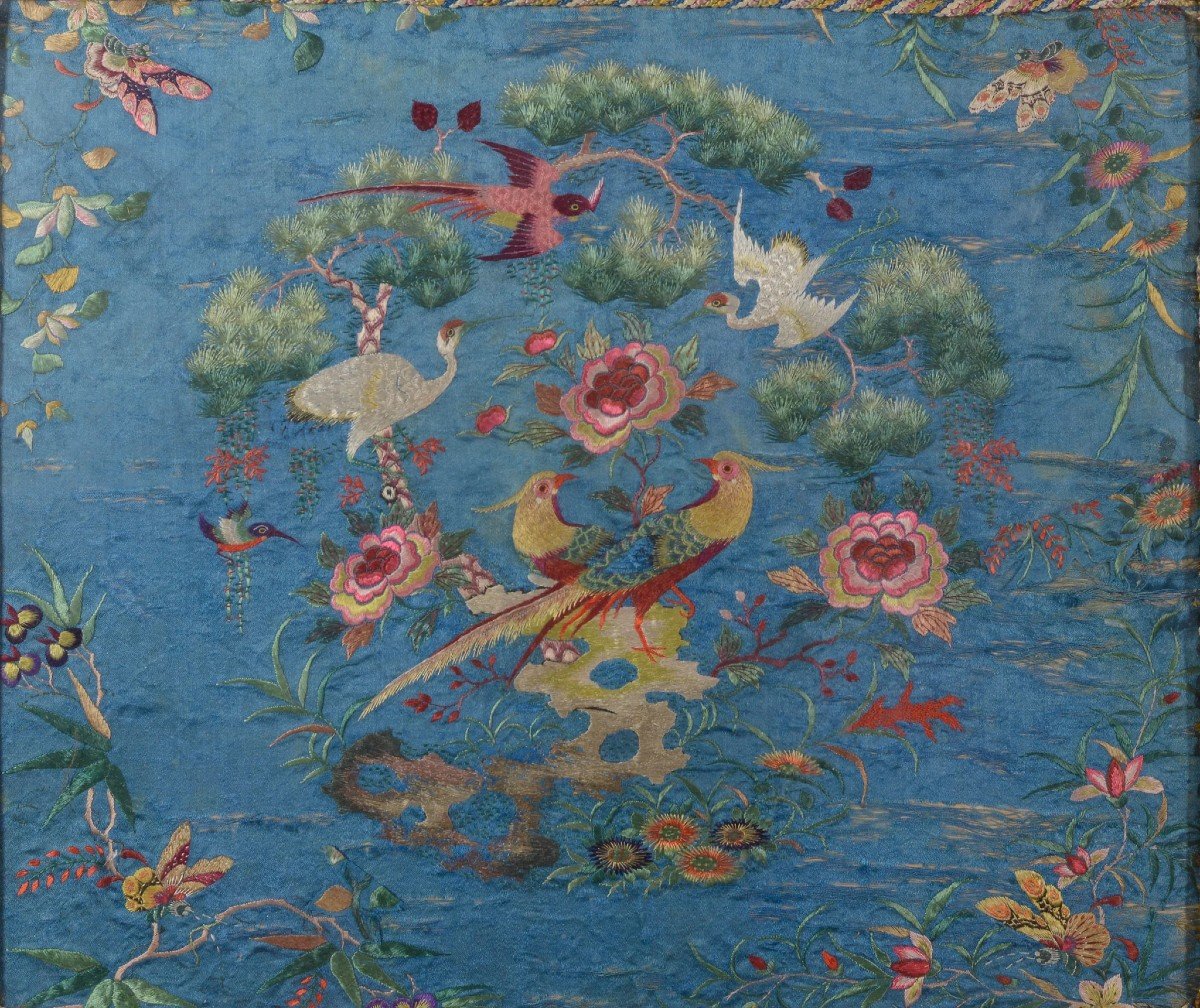 Chineese Embroidery - 18th Or Early 19th Century - Exotic Birds And Flowers