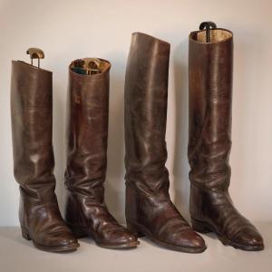 Bottes d'équitation En Cuir Antiques - Deux Paires