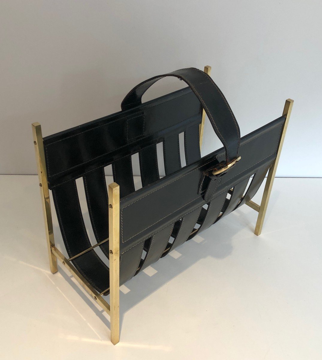 Hand-bag Brass And Leather Magazine Rack By Jacques Adnet. Circa 1940-photo-4