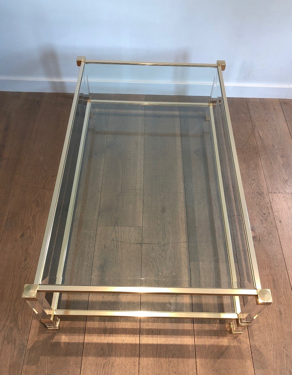 Large Lucite And Gilt Metal Coffee Table. French Work By Pierre Vandel. Circa 1970-photo-1