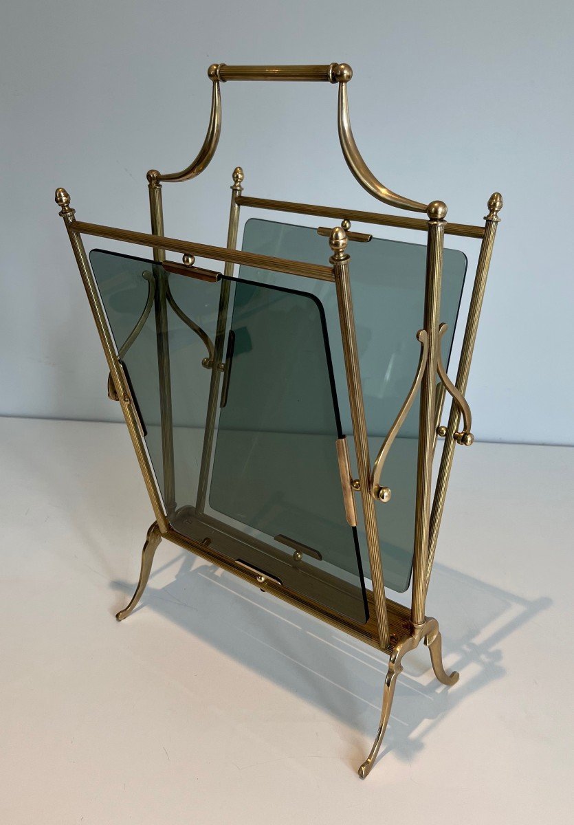 Neoclassical Style Brass And Blueish Glass Magazine Rack. French Work By Maison Jansen-photo-3