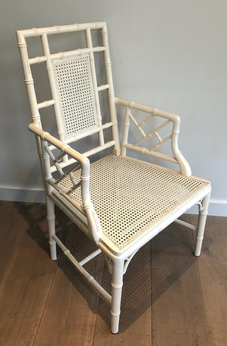 Paire De Fauteuils Façon Faux-bambou En Bois Laqué Blanc Dans Le Goût De La Maison Jansen-photo-4