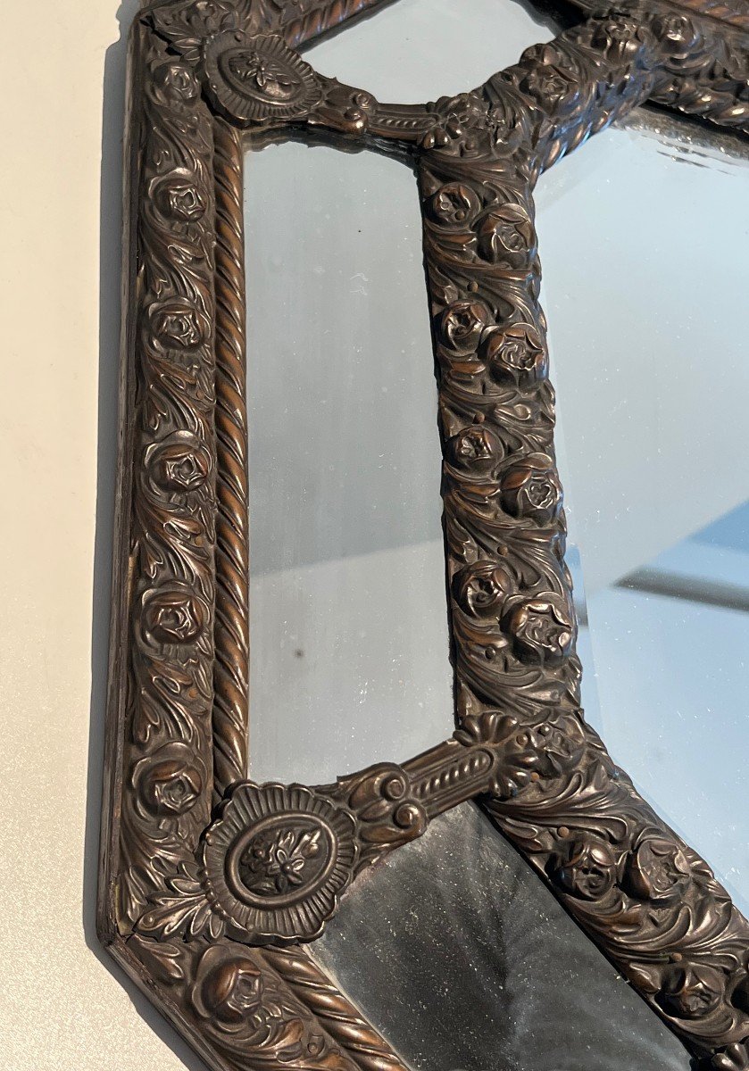 Mirror With Closed Pares In Repoussé Copper Decorated With Effigy Of Louis The 14th & Garlands -photo-4