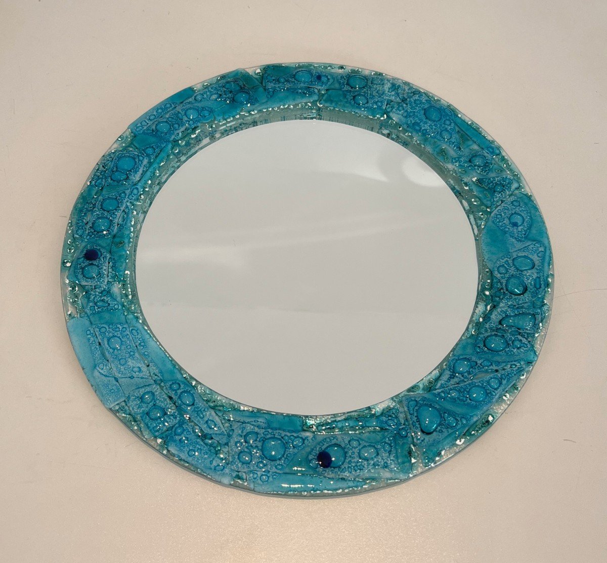 Miroir Décoratif Rond En Verre De Couleur Bleuté. Travail Français. Vers 1970-photo-2