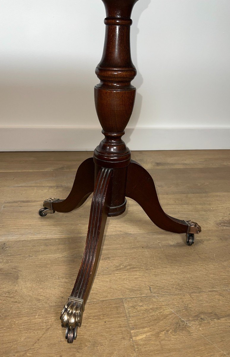 Table Basse De Style Néoclassique En Acajou, Pieds Griffes En Bronze Et Plateaux De Cuir Vert-photo-3