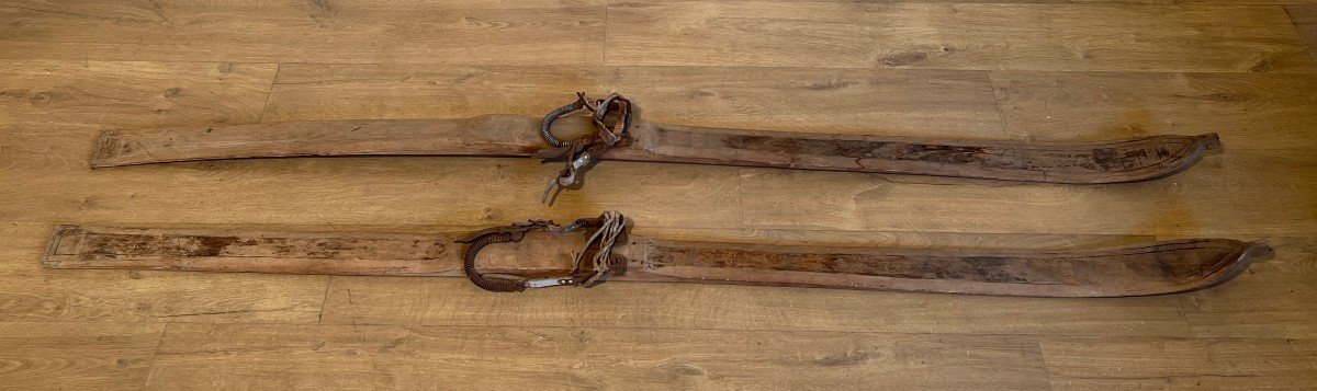 Paire d'Anciens Skis En Bois-photo-3