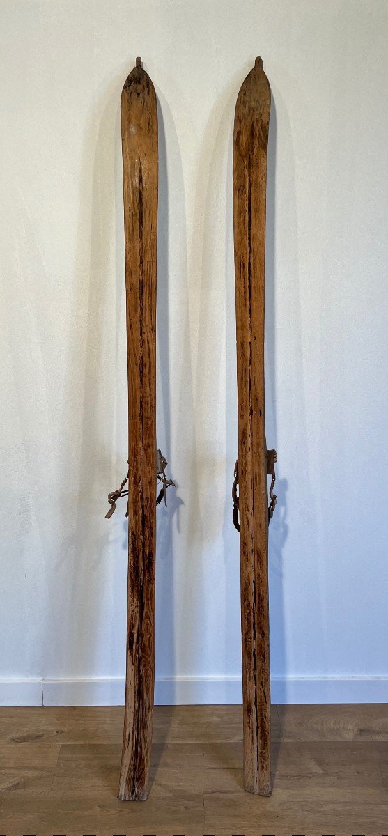 Paire d'Anciens Skis En Bois-photo-3