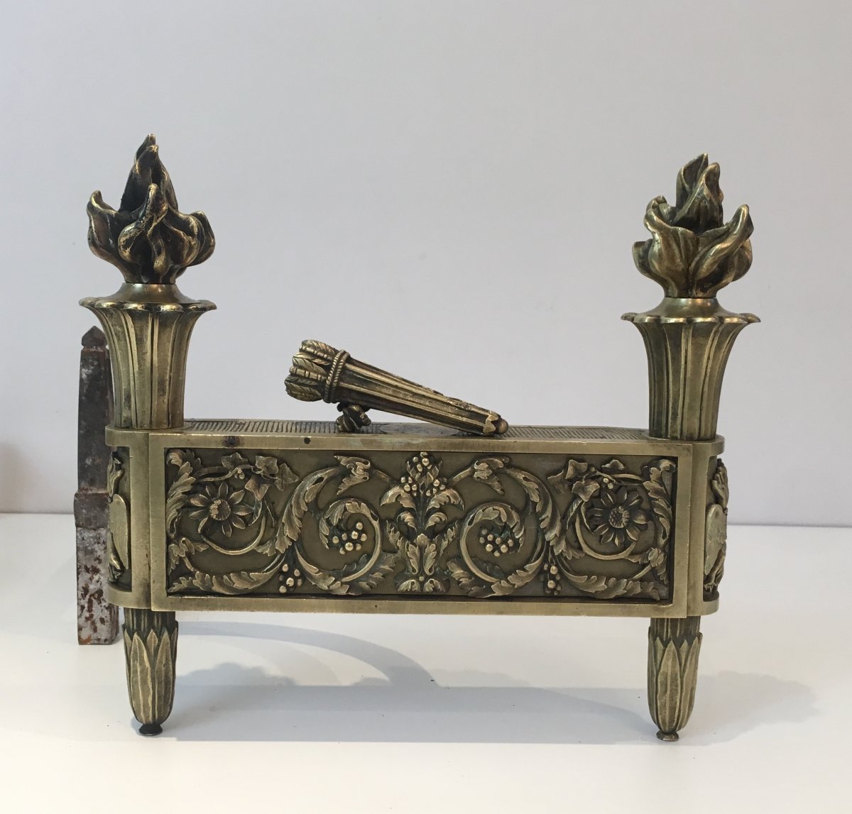 Paire De Chenets d'Epoque Empire En Bronze. Vers 1850-photo-1