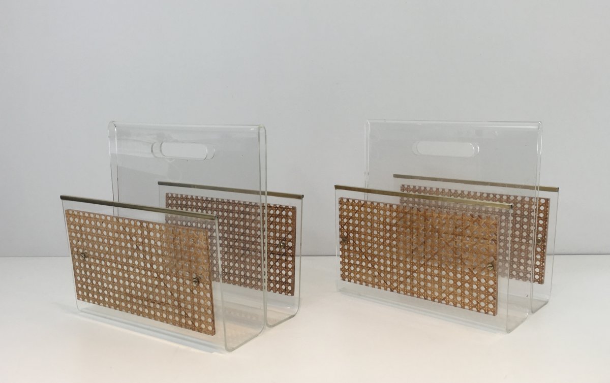 Pair Of Lucite, Brass And Cane Magazine Racks. In The Style Of Christian Dior And Gabriella Crespi. -photo-4