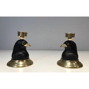 Paire De Bougeoirs Ou Lampes Représentant Des Aigles En Bois Sculpté, Becs En Laiton 
