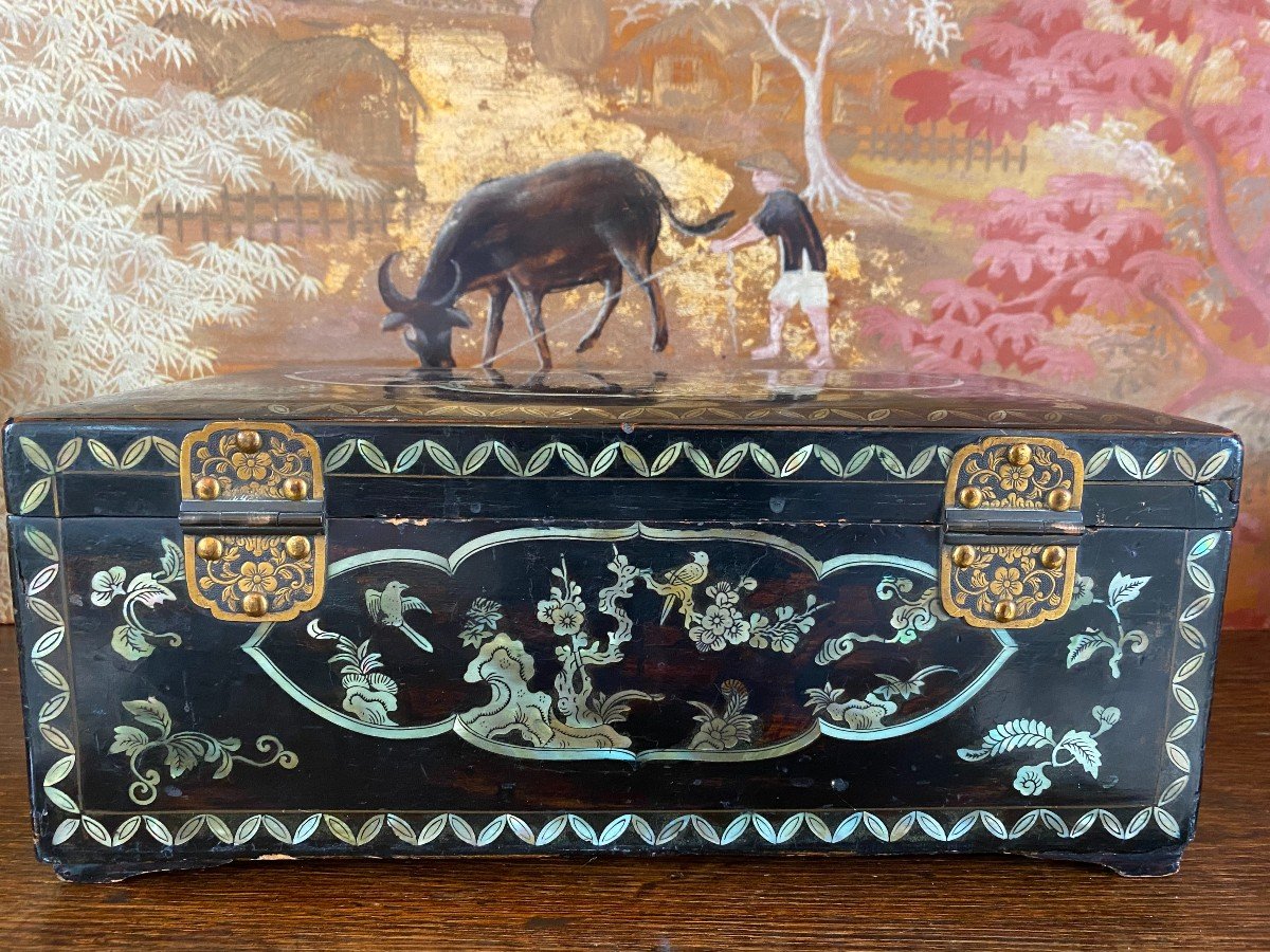 Box In Black Lacquer With Mother Of Pearl Inlay, China Eighteenth Century-photo-2