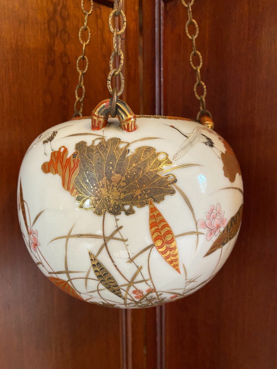 Kutani Porcelain Pendant Lamp Decorated With A Carp, Japan Meiji Period-photo-2