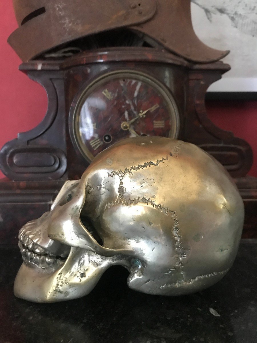 Crâne en bronze memento-mori 