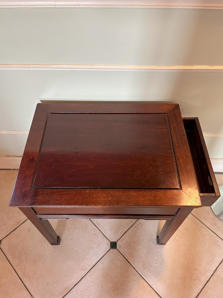 20th Century Chinese Hardwood End Table Or Side Table-photo-1