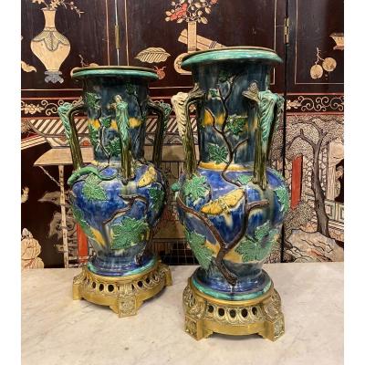 Paire de grands vases en céramique  montés bronze , XIXème siècle