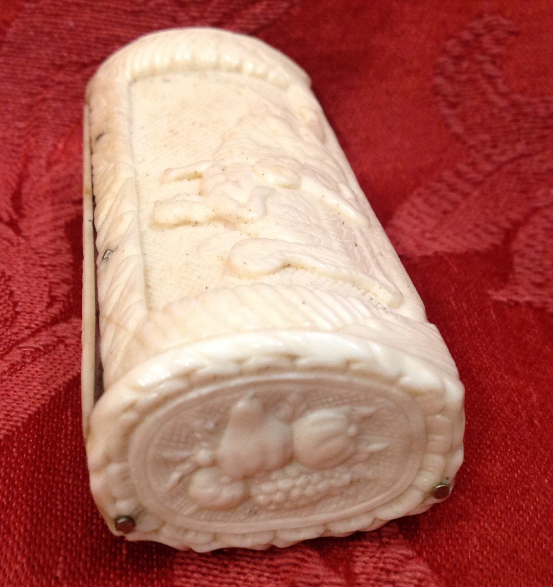 18th Century Snuff Box In Carved Bone-photo-2