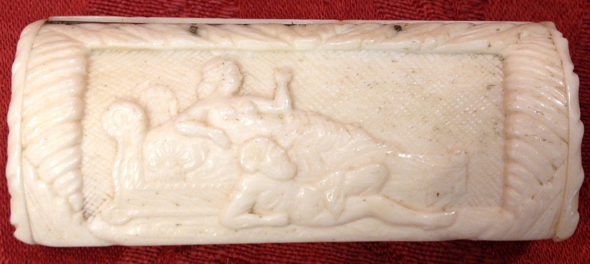 18th Century Snuff Box In Carved Bone-photo-6