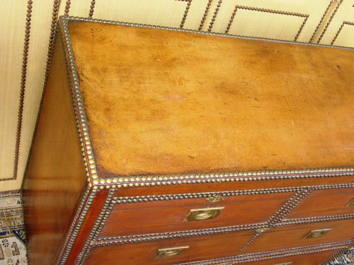 Commode De Marine Anglaise Du 19ème Marouflée De Cuir-photo-1