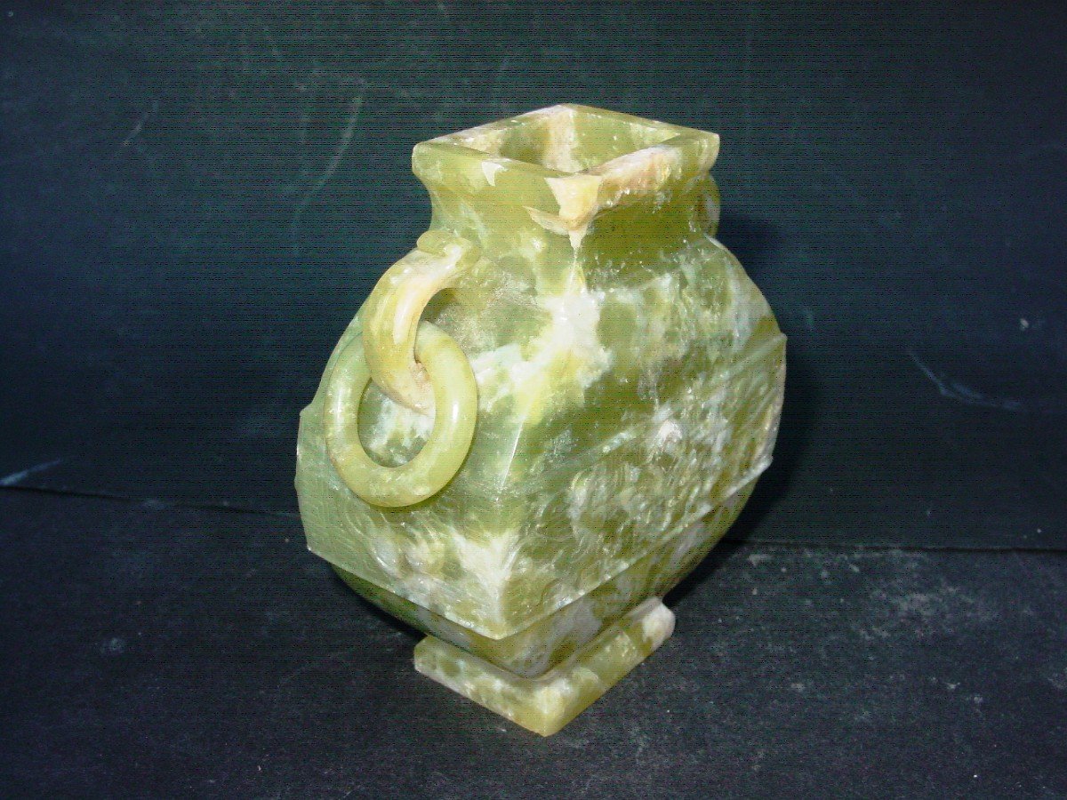 Chinese Ritual Vase In Hard Stone-photo-4