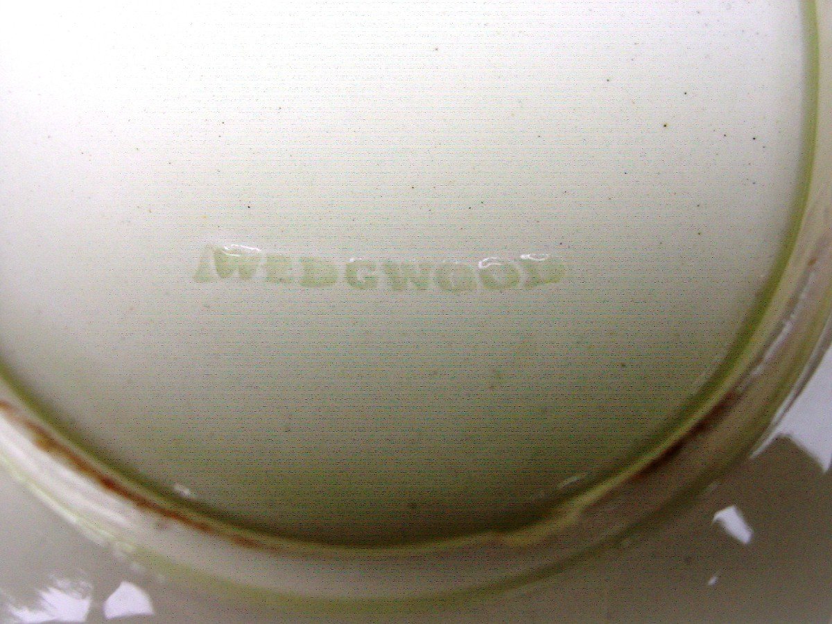 Wedgwood, 19th Century Lidded Gravy Boat-photo-2