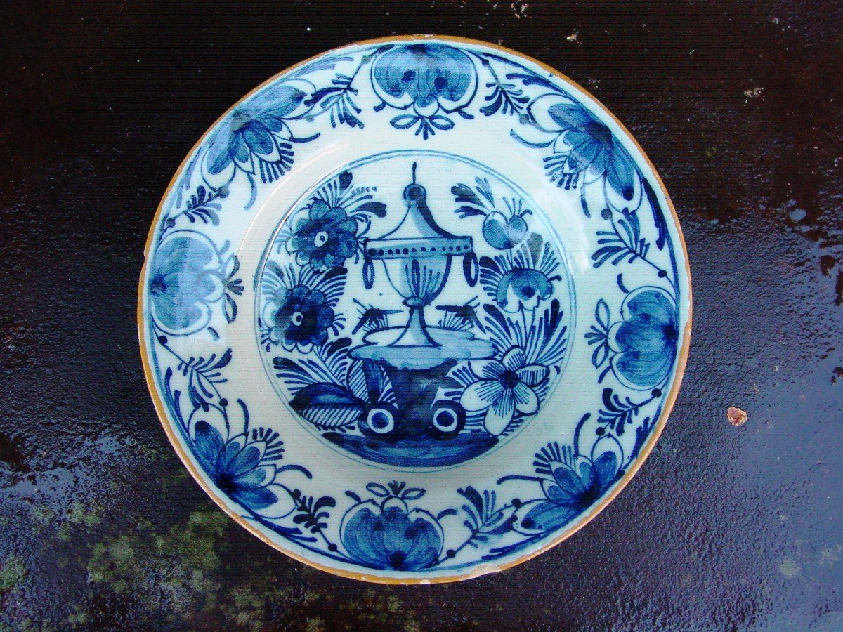 3 Delft Plates 18th Century-photo-2