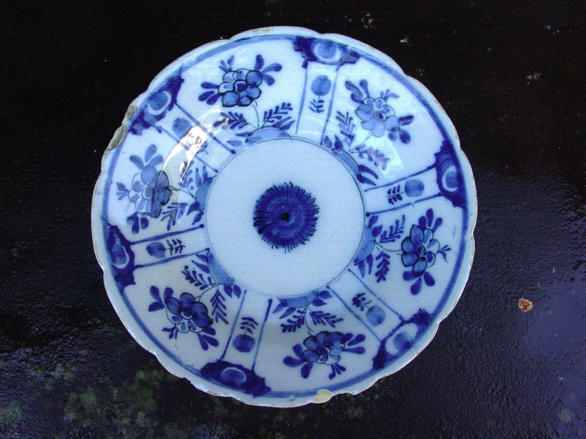 3 Delft Plates 18th Century-photo-4