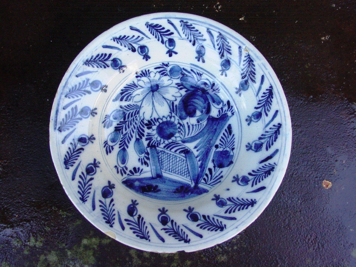 3 Delft Plates 18th Century-photo-2