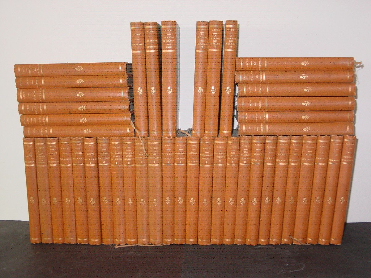 44 Volumes Victor Hugo Chez Hetzel Oeuvres Complètes