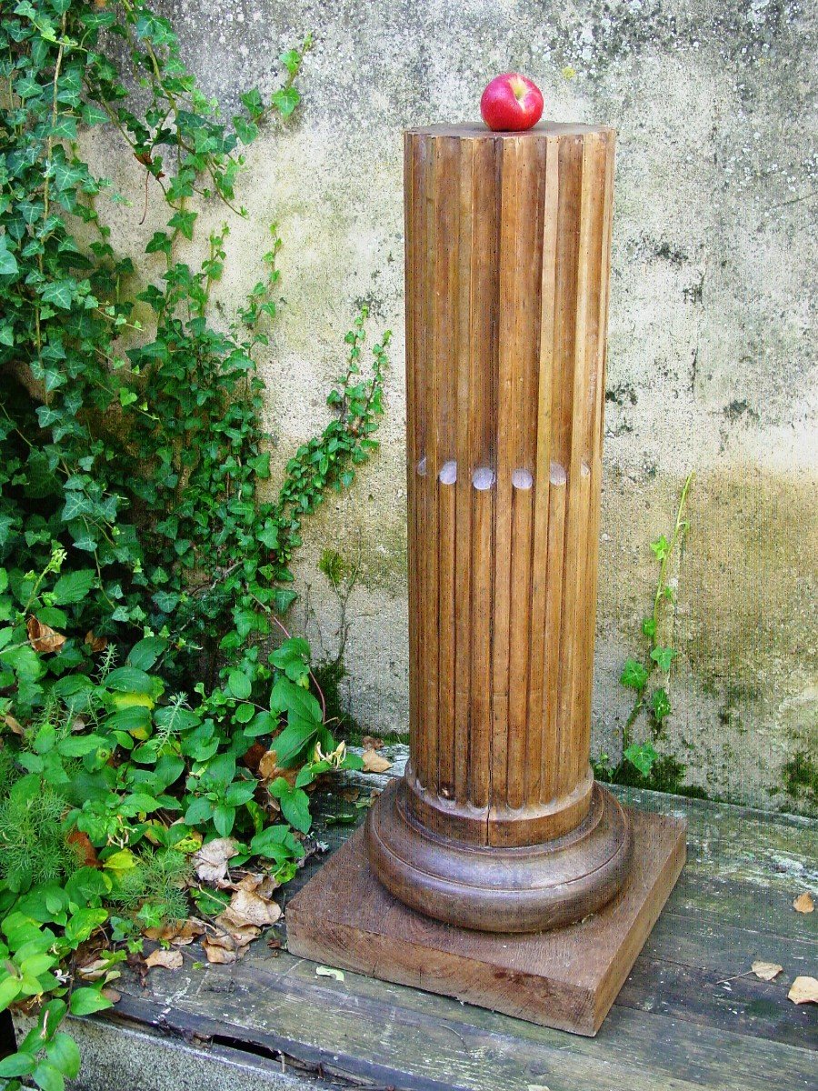 Sheath, Truncated Pedestal Column, In Waxed Walnut From The 19th