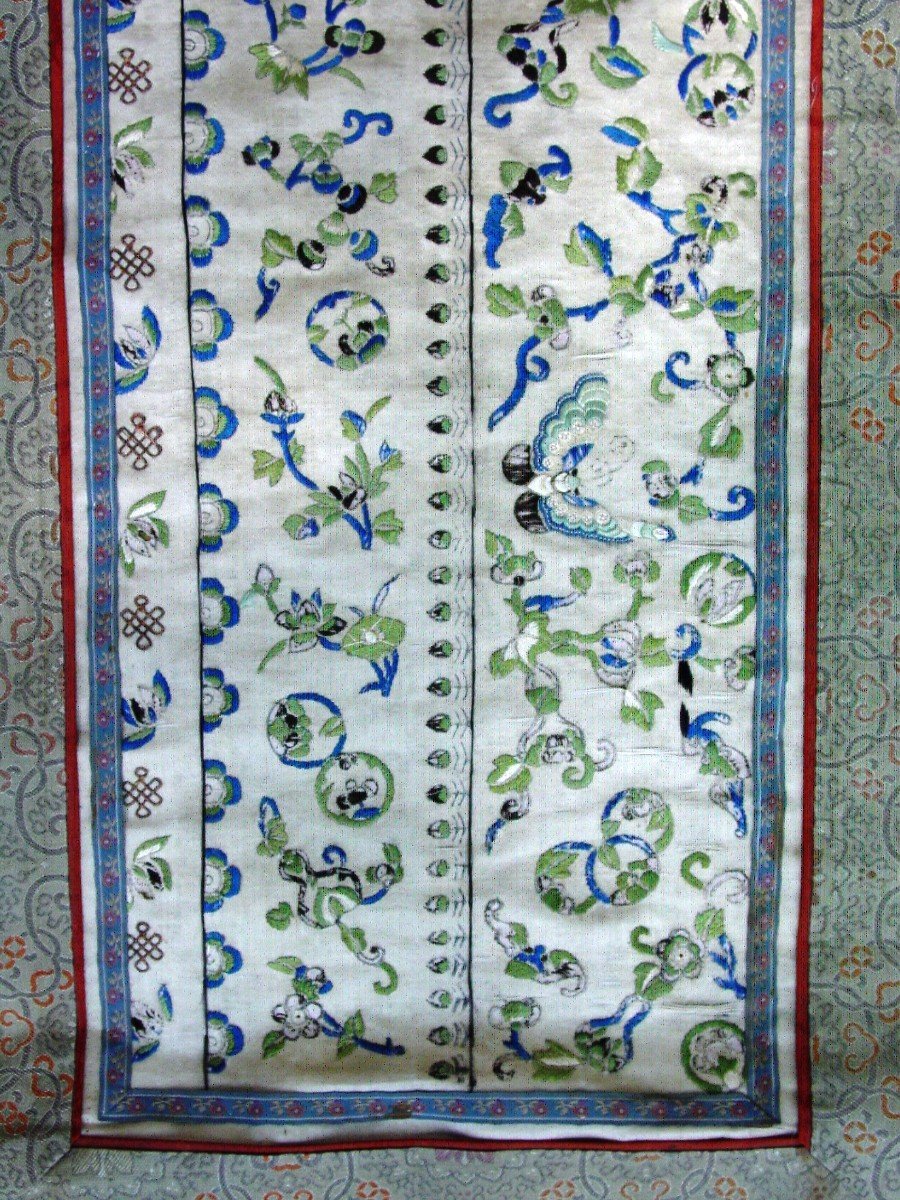 Small Embroidered Silk Panel Ancient China-photo-4