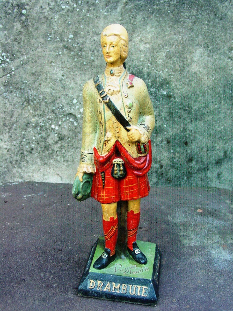 Drambuie: "prince Charlie" Papier Maché Advertising Effigy