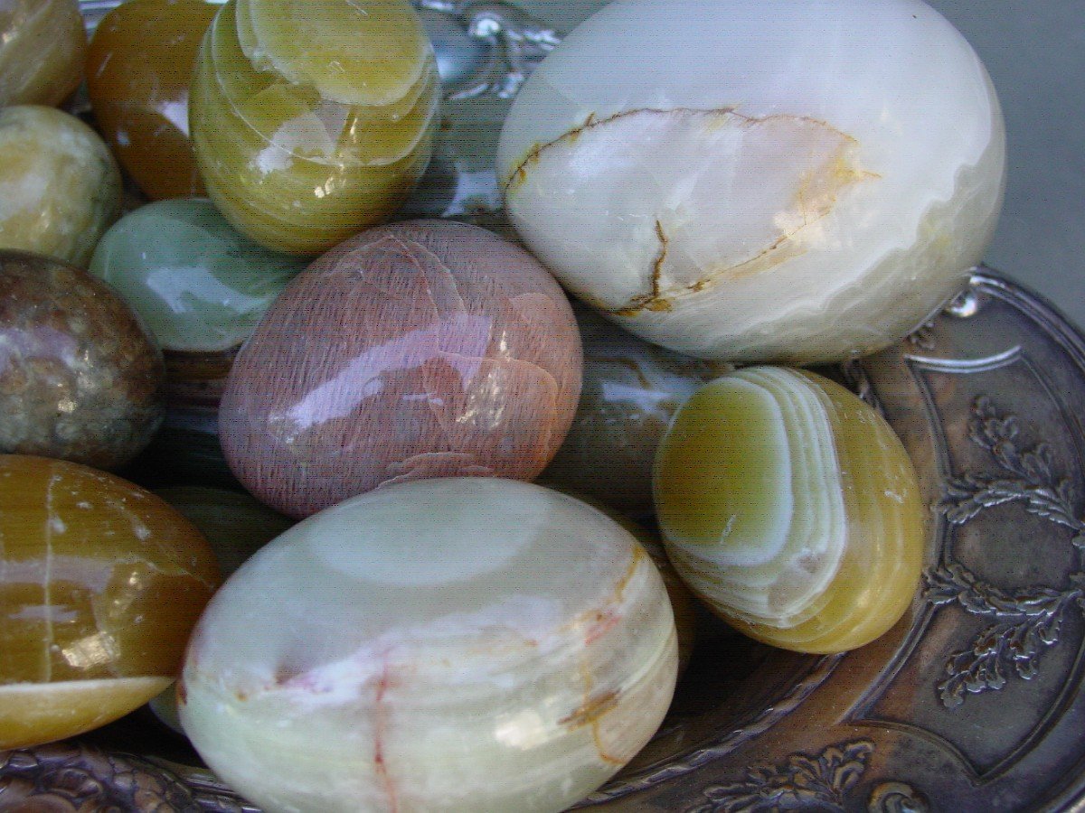 Natural Hard Stone Egg Set -photo-2