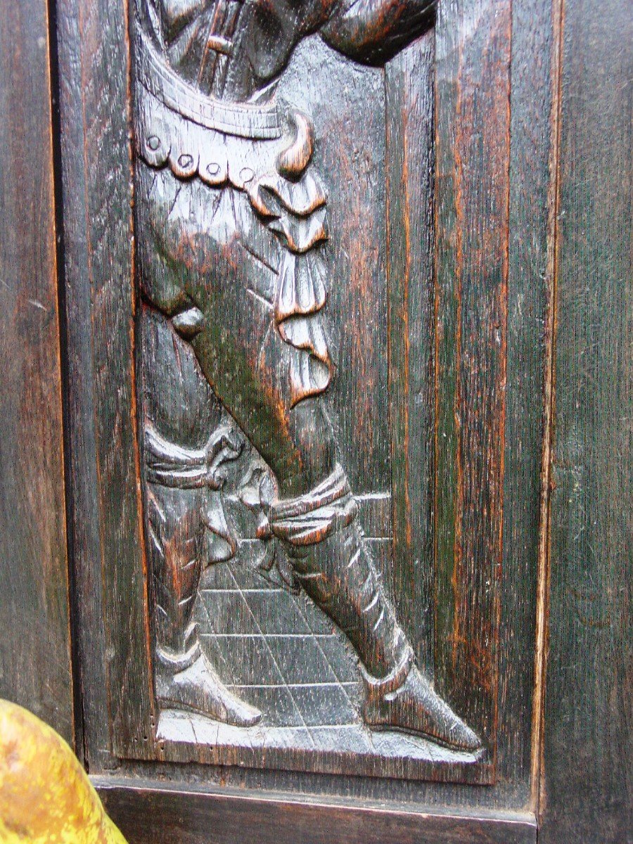 Pair Of 17th Century Door-mounted Panels Circa 1900 Angels & Landsknechts-photo-3