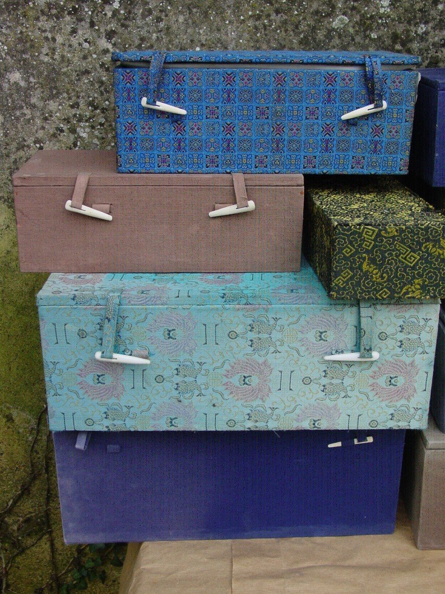 China Lot Of Fabric Boxes For Hard Stones Jade Coral Sculptures-photo-3