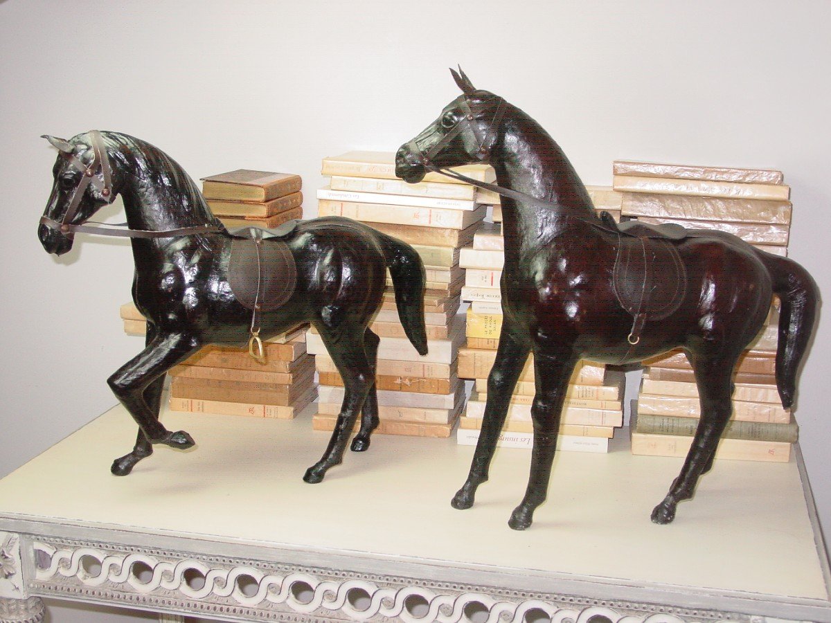 2 Large Black Horses In Leather Circa 1970-photo-2