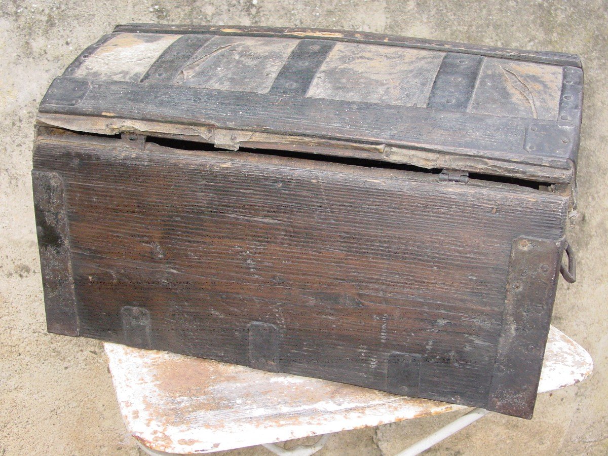 Old Cowhide Covered Trunk-photo-4