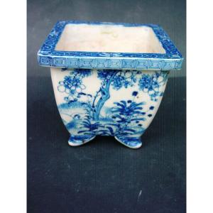 Japanese Cachepot Circa 1900 Porcelain