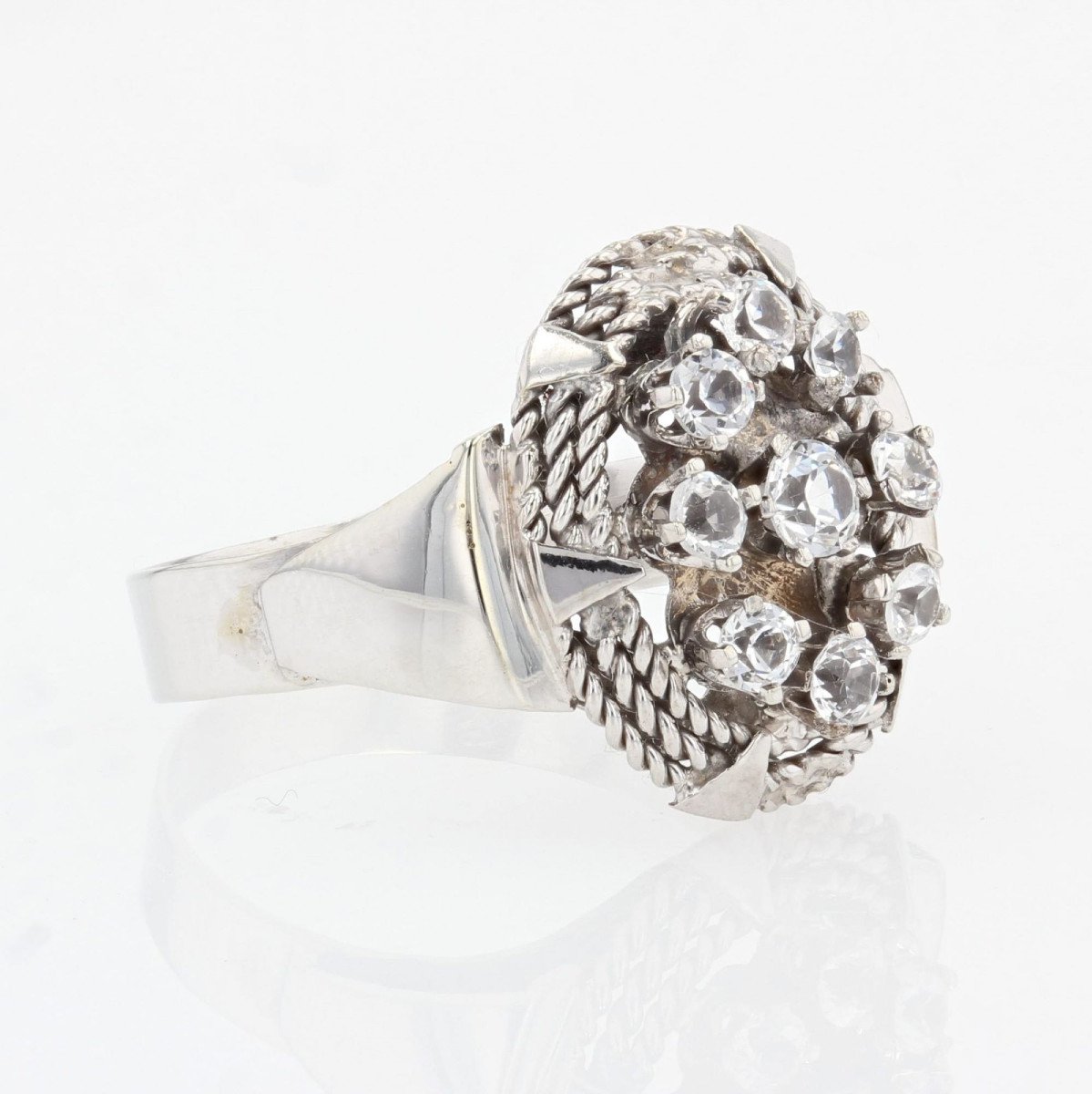 Vintage White Gold White Sapphires Ring-photo-3