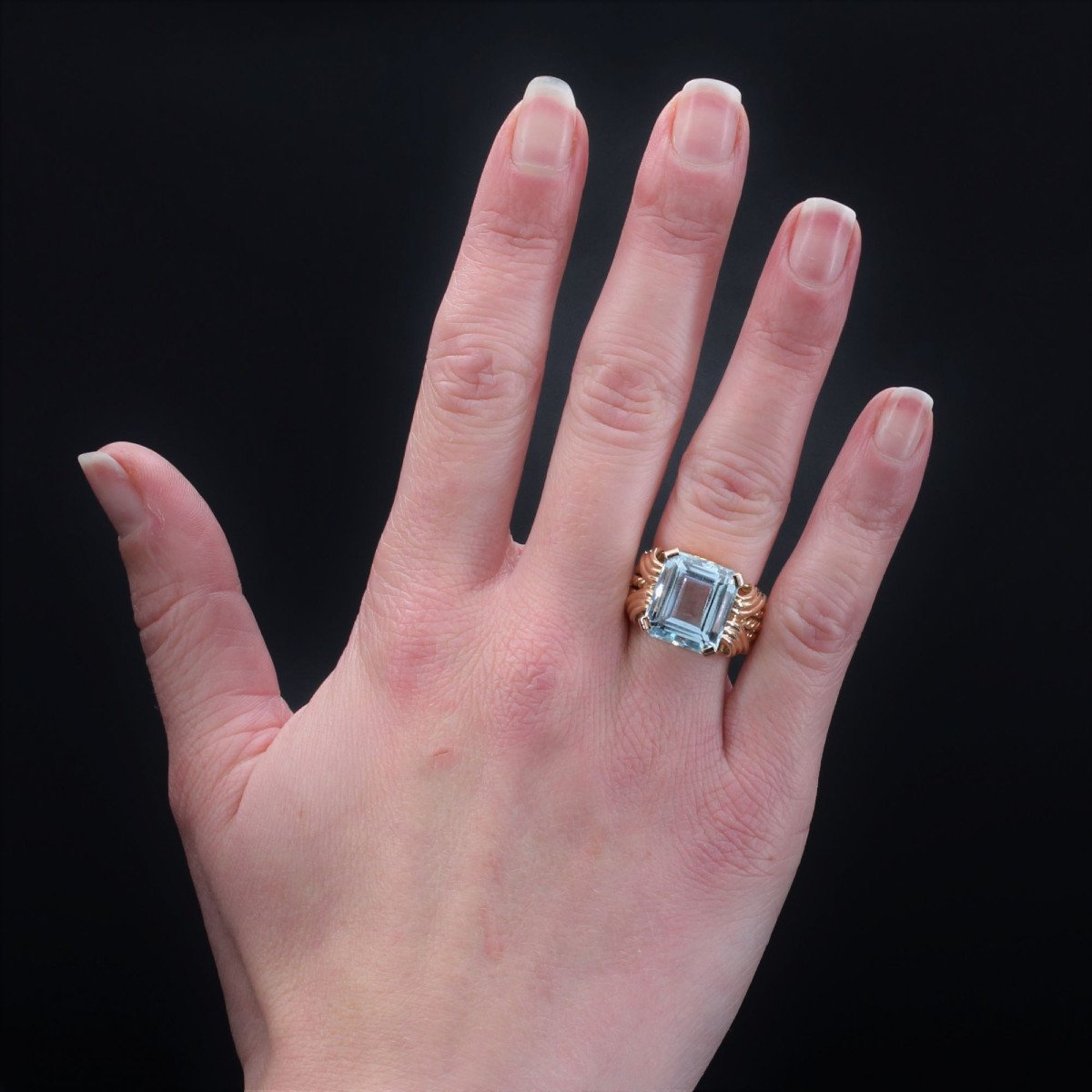 Vintage Aquamarine And Gold Ring-photo-2