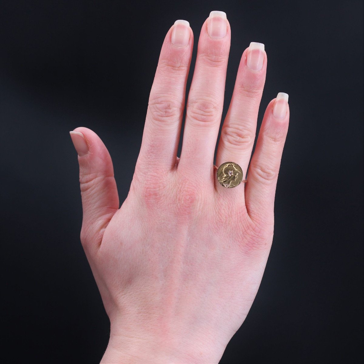 Old Round Ring In Diamond Minerva Gold-photo-2