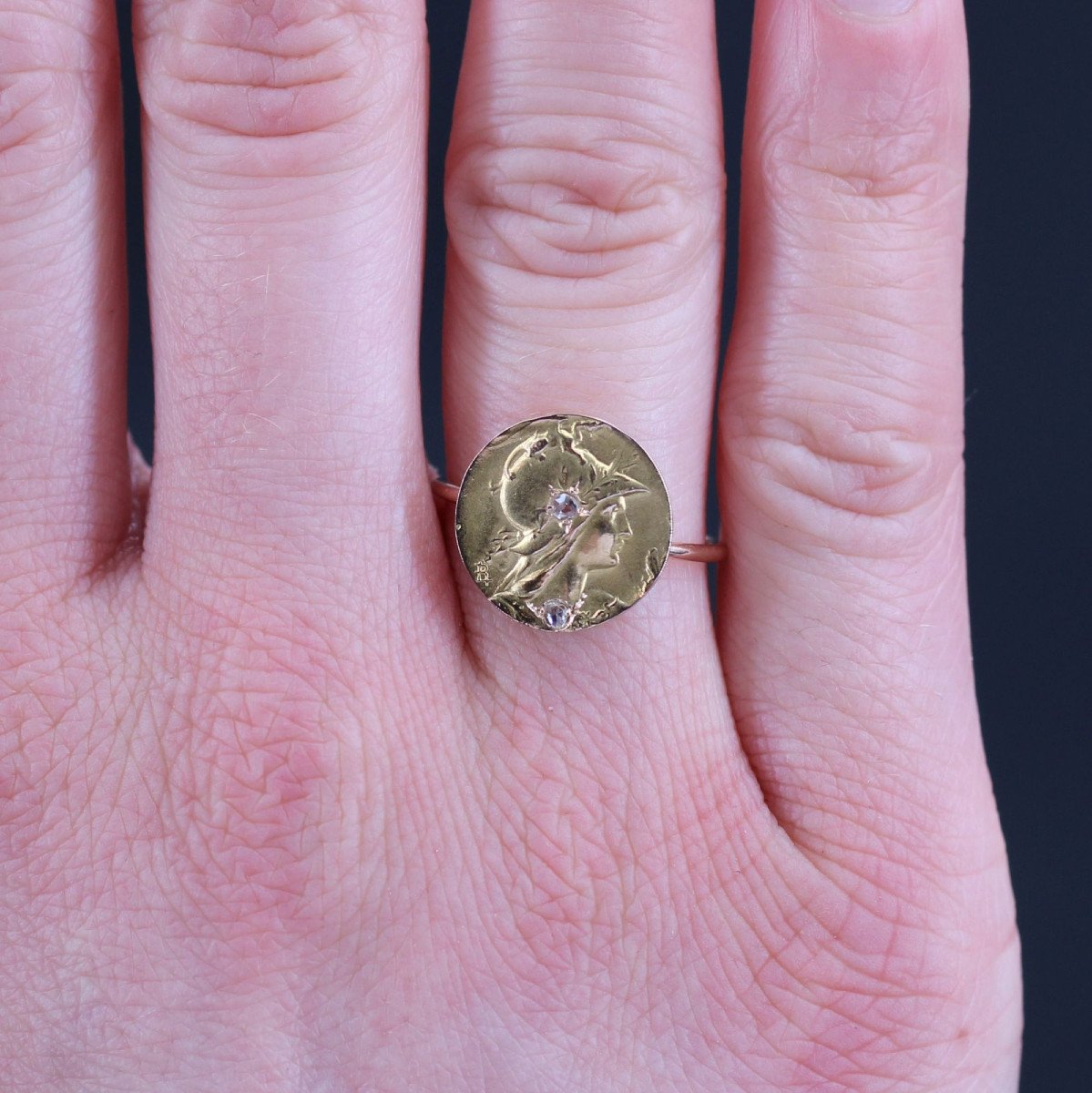 Old Round Ring In Diamond Minerva Gold-photo-4