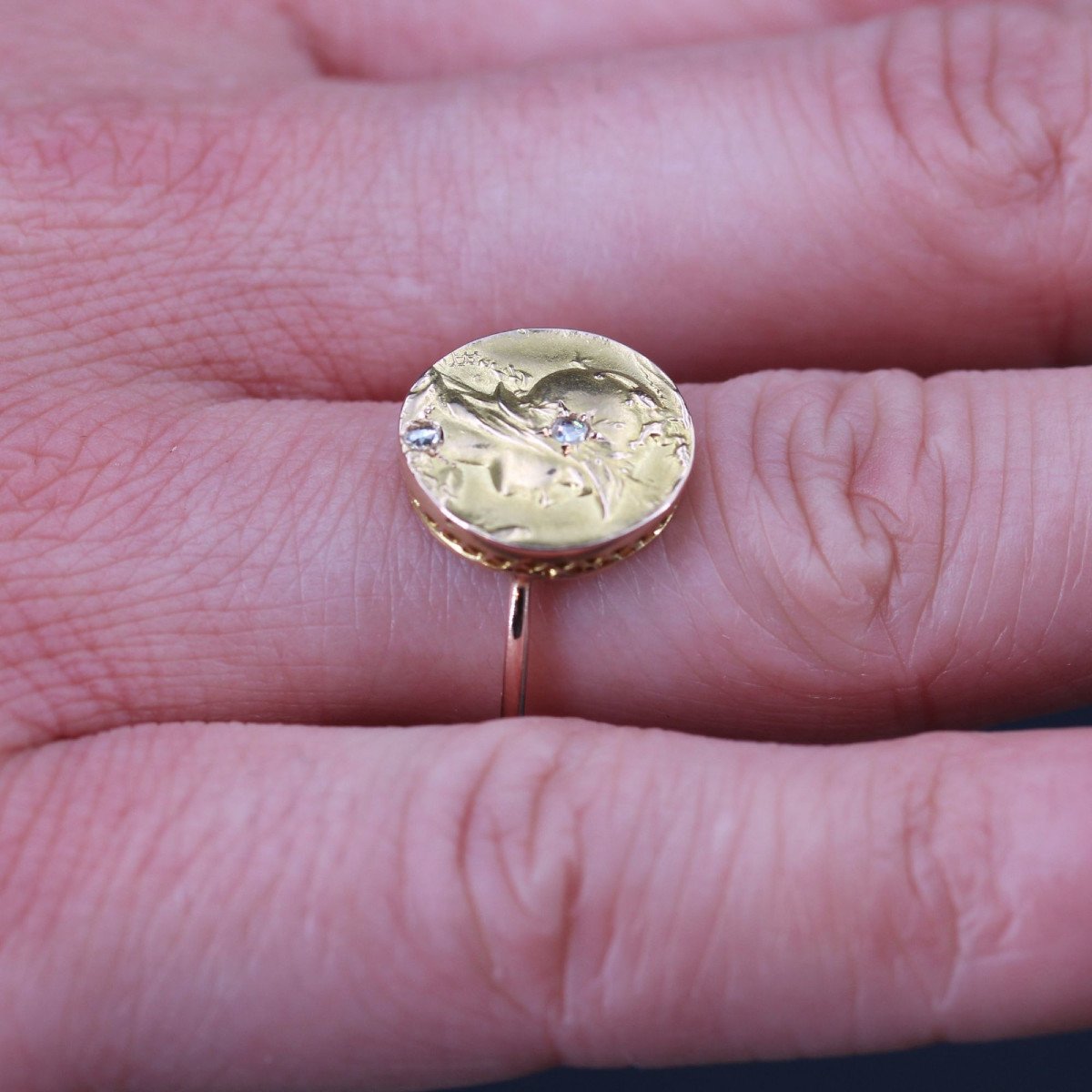 Old Round Ring In Diamond Minerva Gold-photo-6