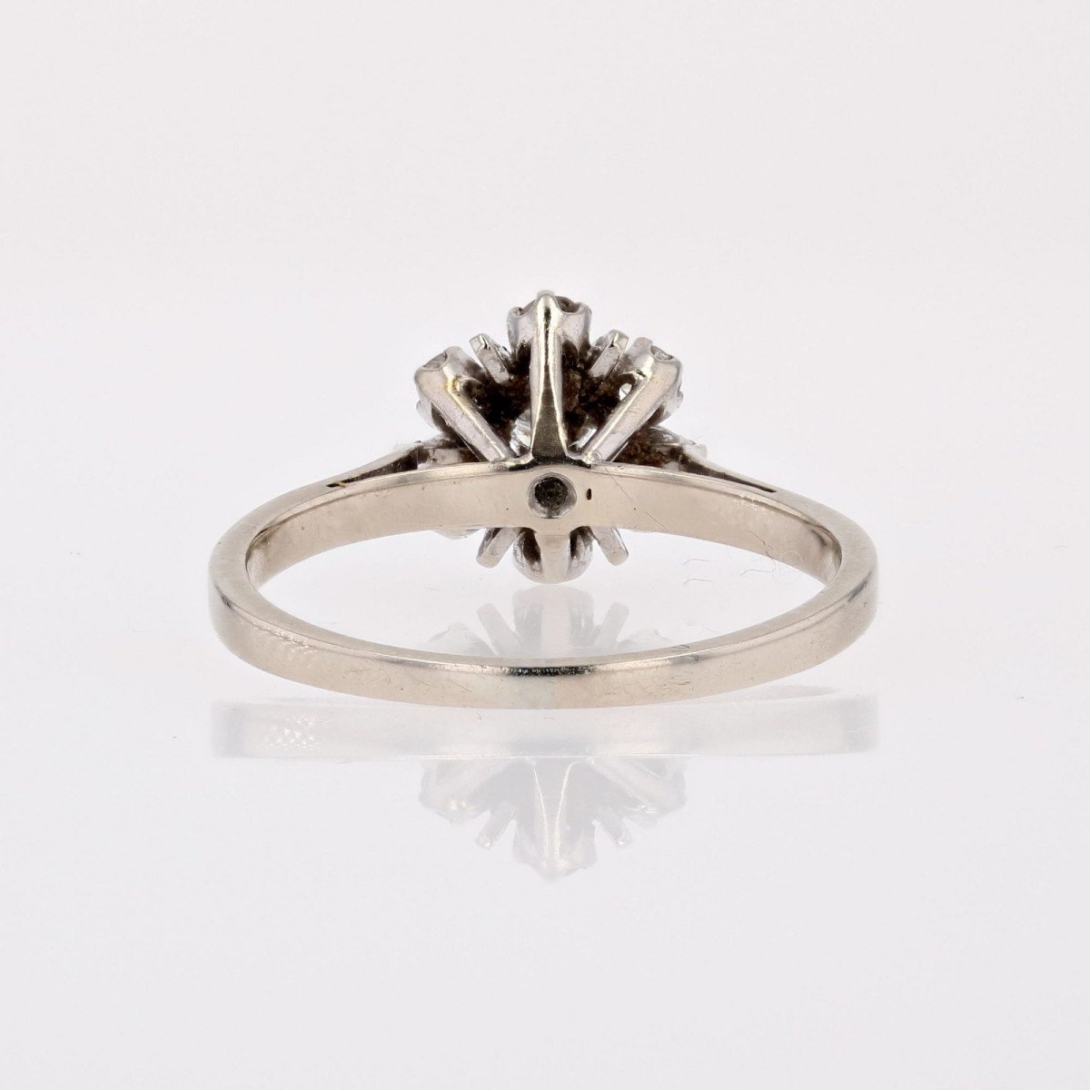 Vintage Diamonds White Gold Ring-photo-2