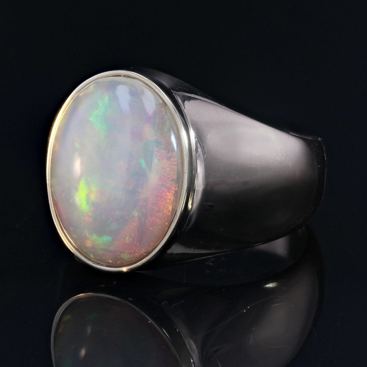Old Opal And Gold Ring-photo-2